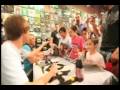 Hot Topic Signing! Hot Topic Signing!